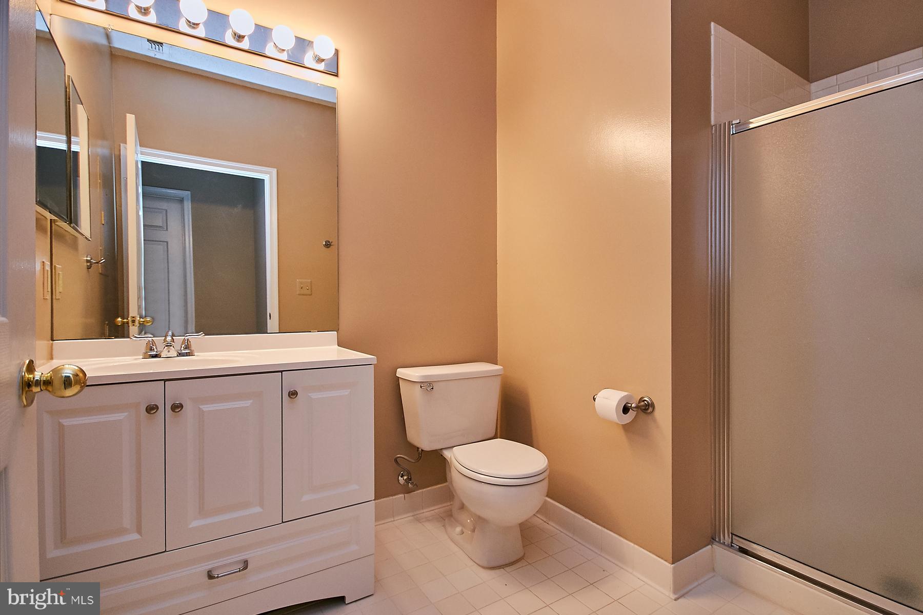 12024 Taliesin Place, Unit 12 Reston, VA 20190 - Photo 16 of 28 Bath