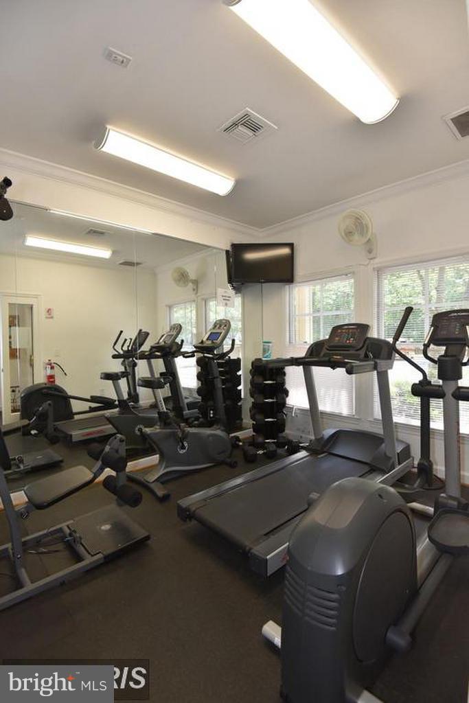 12024 Taliesin Place, Unit 12 Reston, VA 20190 - Photo 22 of 28 Oak Park Fitness Center