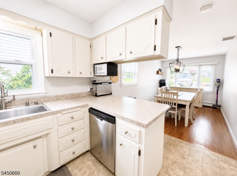 522 Dinah Road Landing, NJ 07850 - Photo 18 of 48 Gallery Image 18