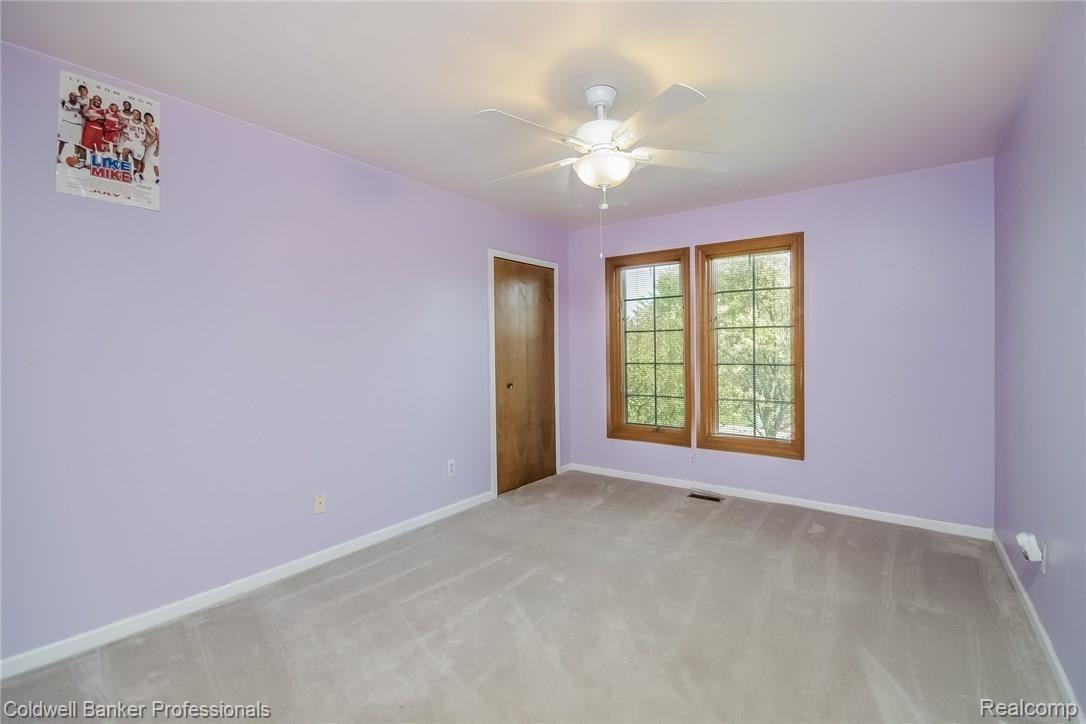 501 Sunlight Drive Rochester, MI 48309 - Photo 27 of 40 027-Bedroom-2059813-medium.jpg