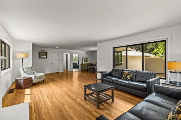 $975,000 | 1670 Muller Drive, Napa, CA 94559