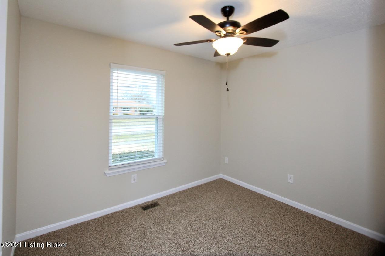6404 Price Ln Road Louisville, KY 40229 - Photo 19 of 31 6404 Price Ln Rd - 1 of 1 (16)