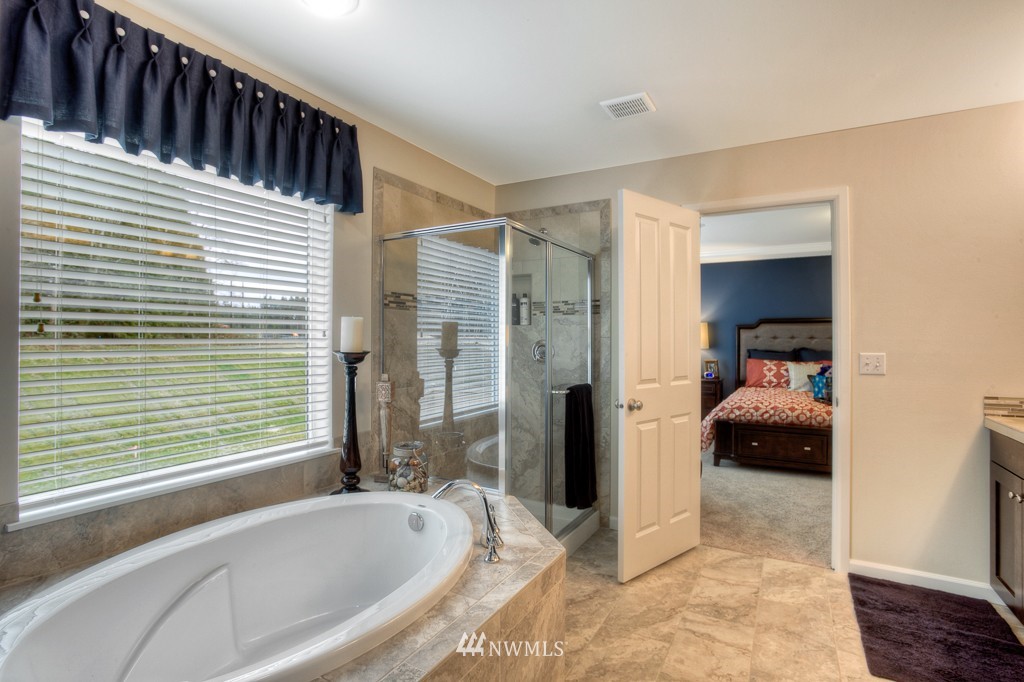 13907 173rd Place Southeast, Unit 4 Renton, WA 98059 - Photo 15 of 23
