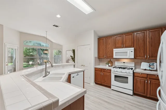 $415,000 | 2213 Zoa Drive, Cedar Park, TX 78613