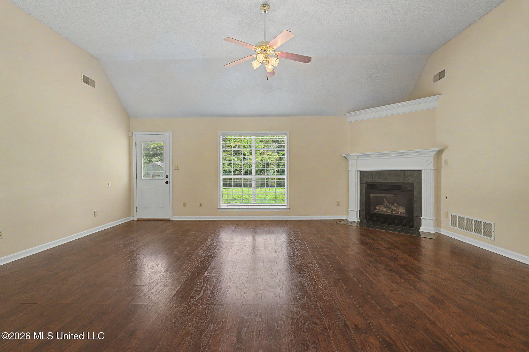 1195 Pendulum Drive Hernando, MS 38632 - Photo 16 of 38 Great Room