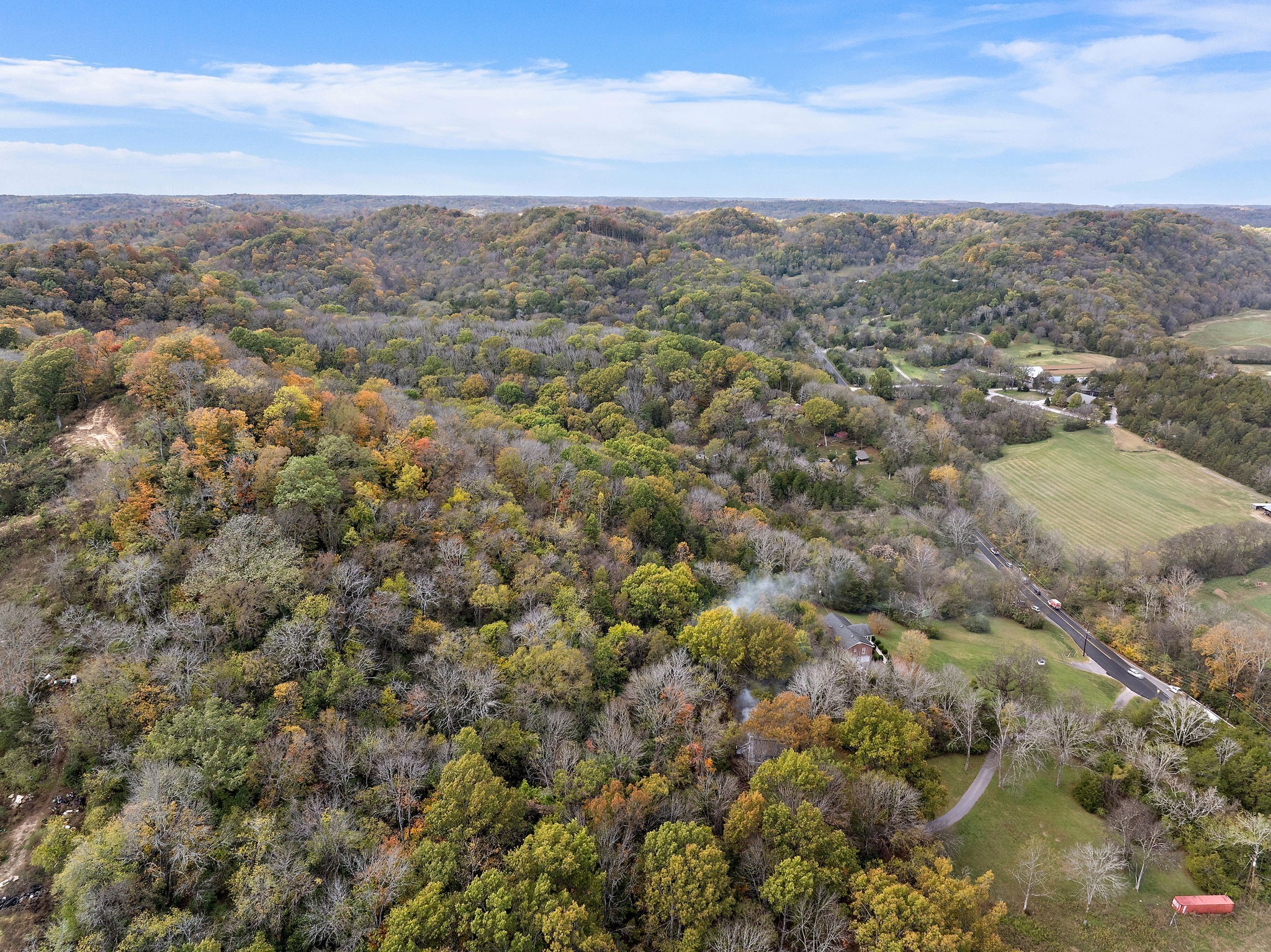 6916 River Rd Pike Nashville, TN 37209 - Photo 14 of 24 a view of a city and mountains