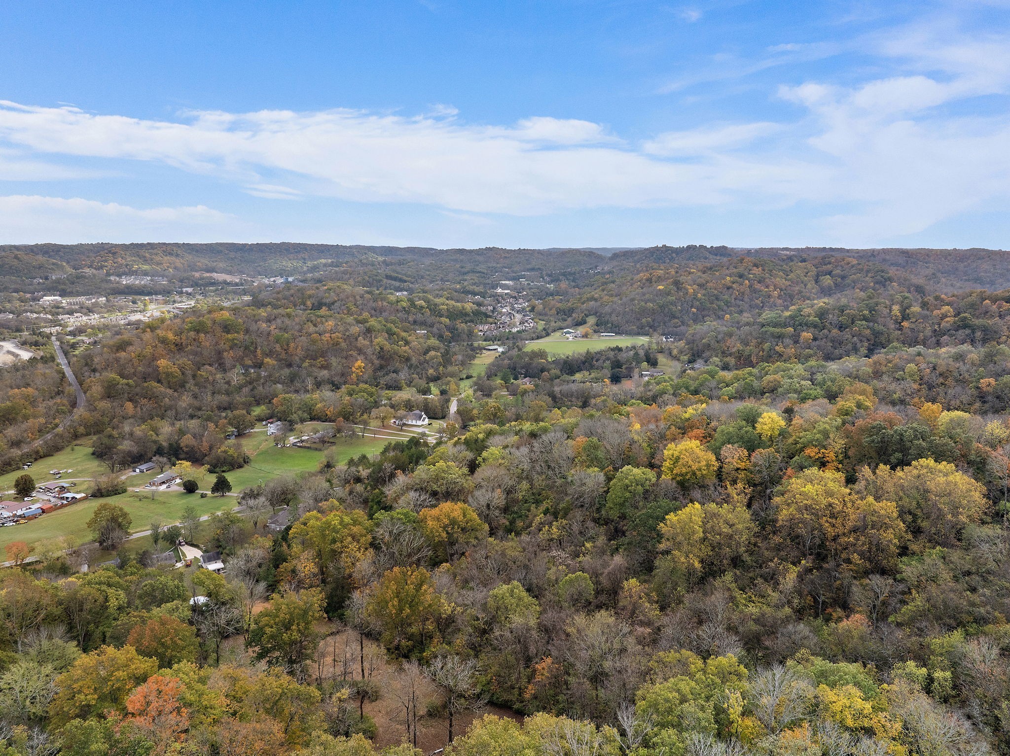 6916 River Rd Pike Nashville, TN 37209 - Photo 6 of 24 a view of a city with mountains in the background