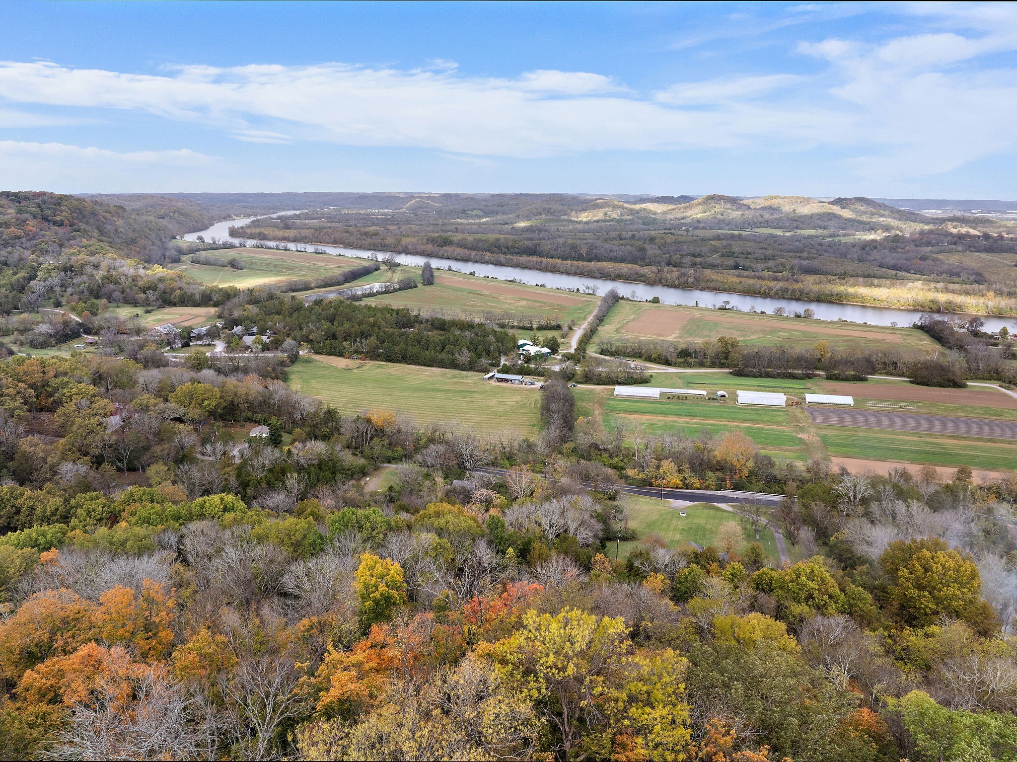 6916 River Rd Pike Nashville, TN 37209 - Photo 7 of 24 a view of a city with mountains in the background