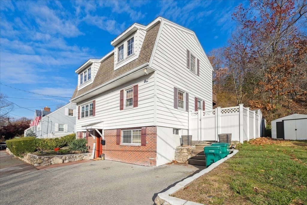 169 Den Quarry Road Lynn, MA 01904 - Photo 2 of 42 Gallery Image 2