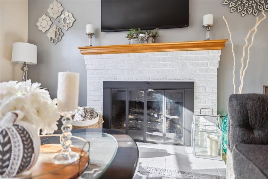 169 Den Quarry Road Lynn, MA 01904 - Photo 5 of 42 Gallery Image 5