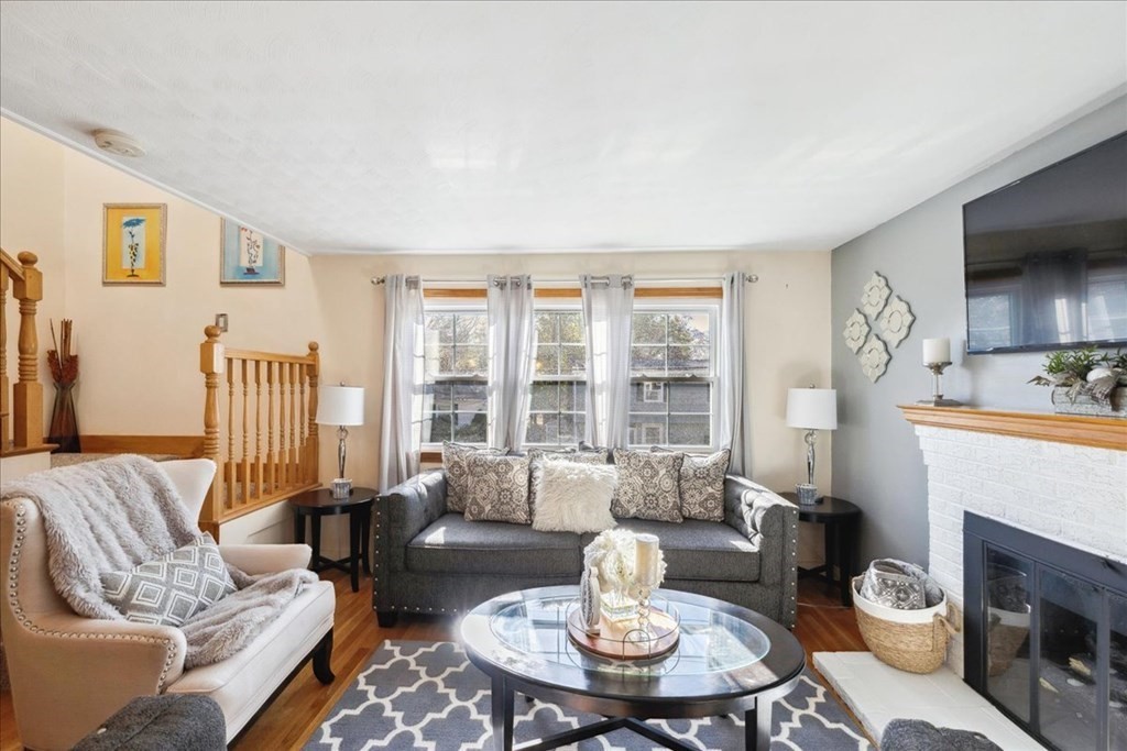 169 Den Quarry Road Lynn, MA 01904 - Photo 6 of 42 Gallery Image 6