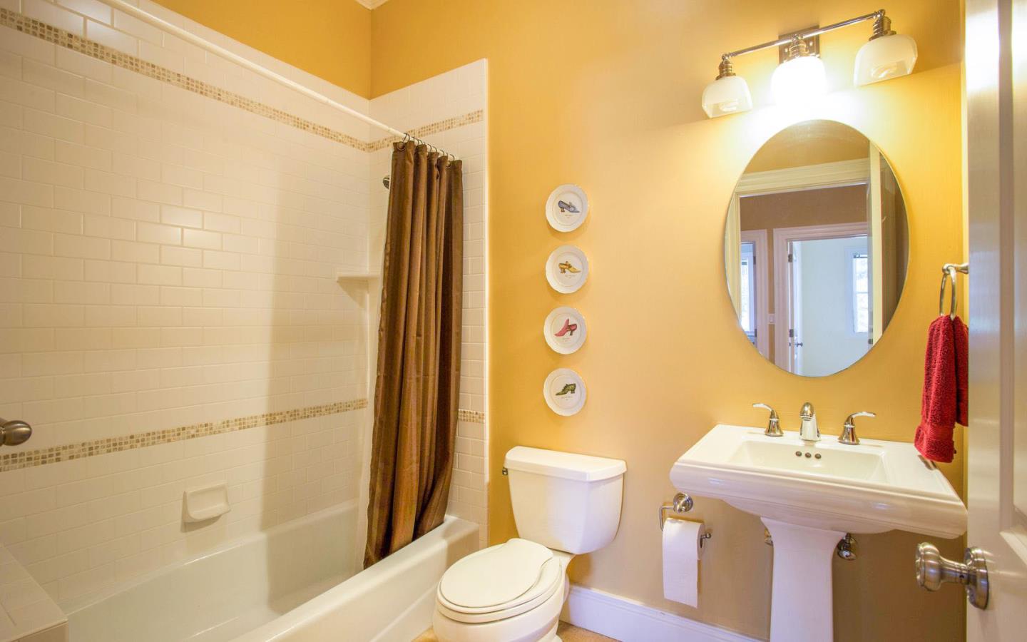 477 Clarendon Road Pacifica, CA 94044 - Photo 8 of 22