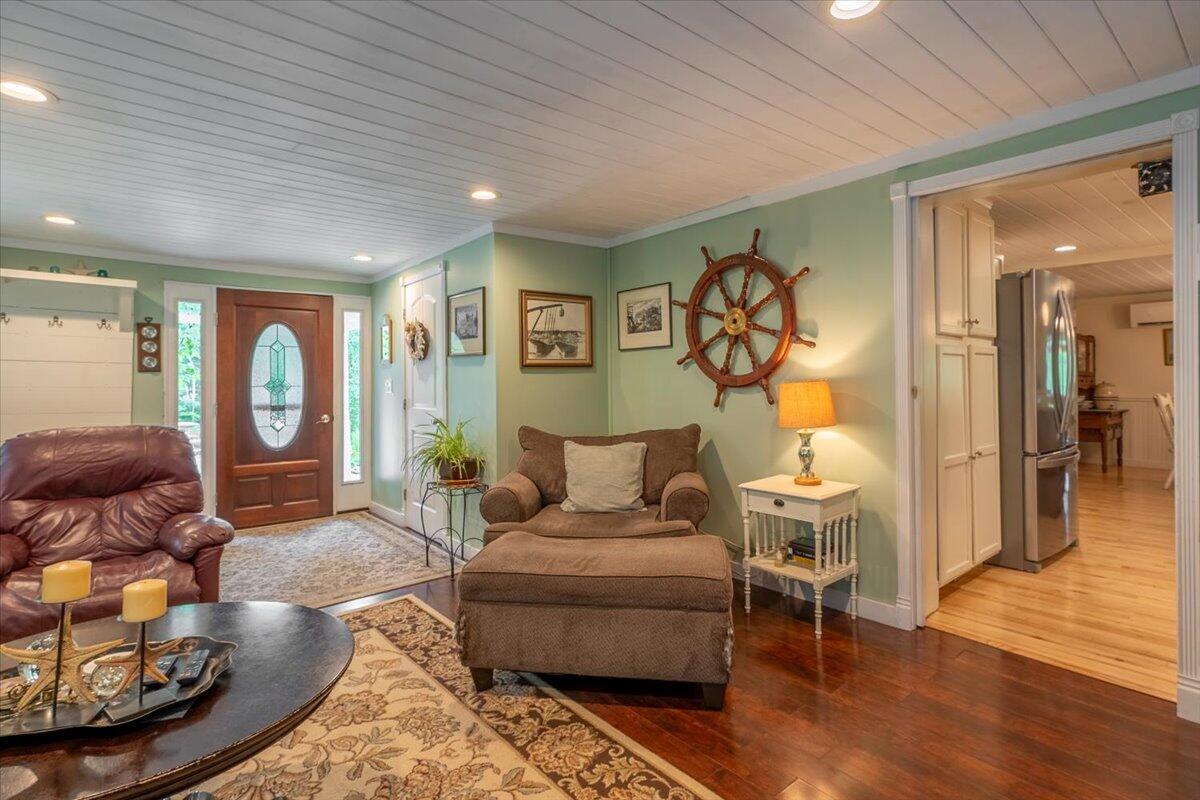 25 Pineview Ridge Road Boothbay, ME 04537 - Photo 8 of 36
