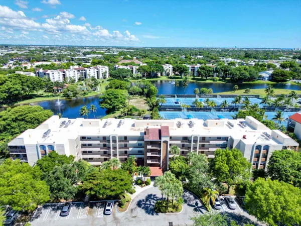 $5,000 | 955 Egret Circle, Unit 102, Delray Beach, FL 33444