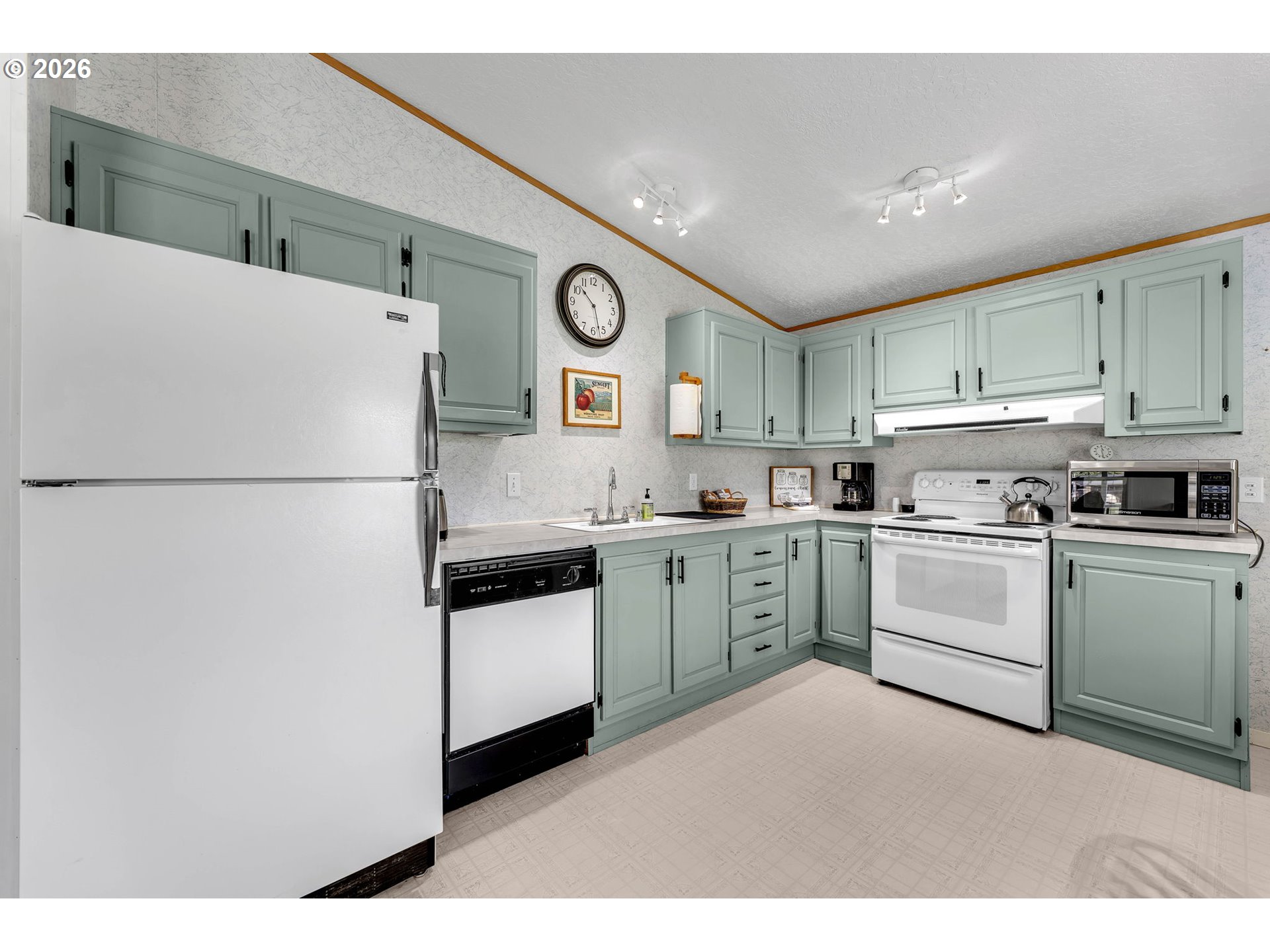752 Metzger Road Carson, WA 98610 - Photo 8 of 24