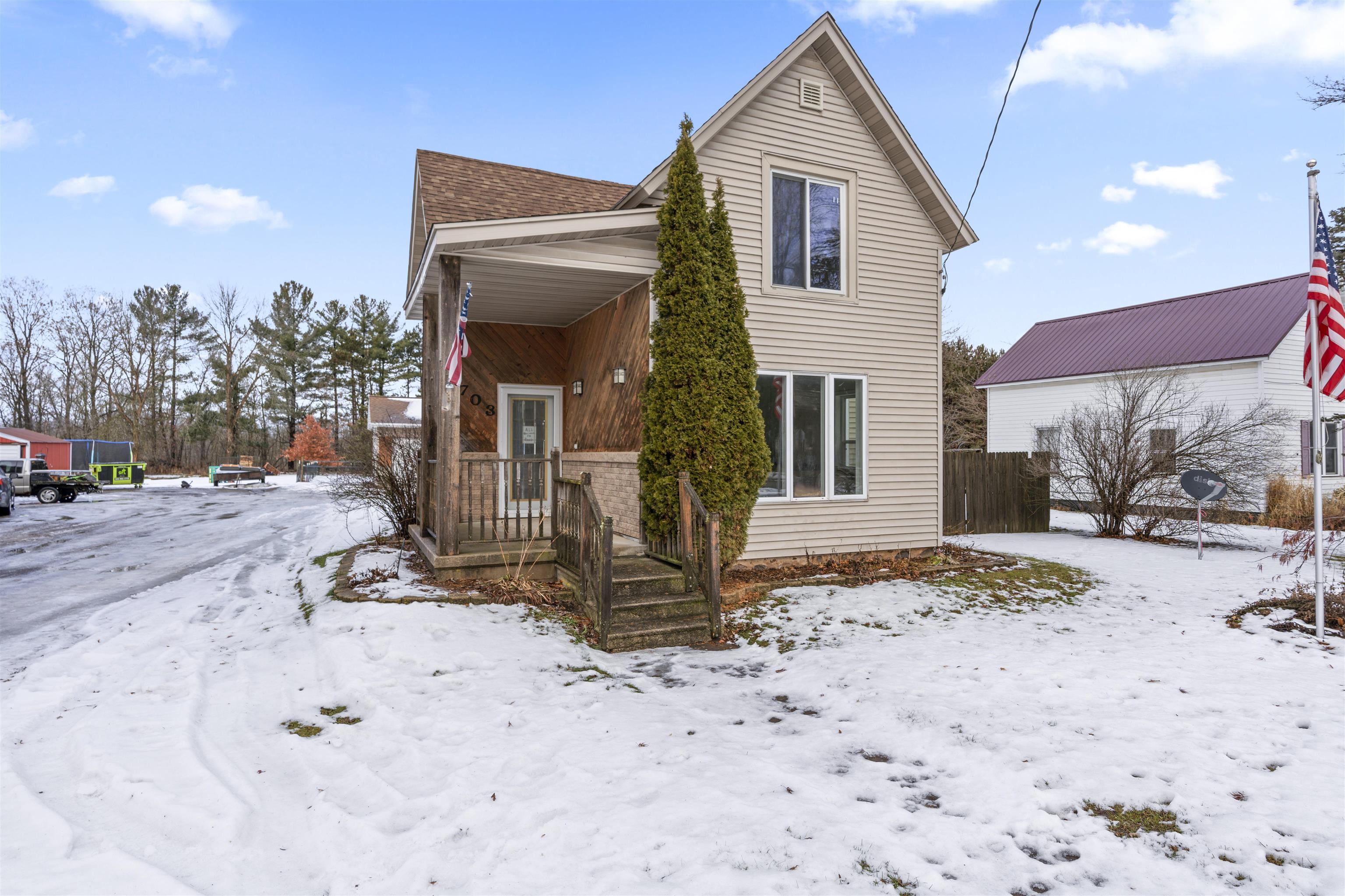 703 Depot Street Manawa, WI 54949 - Photo 1 of 1
