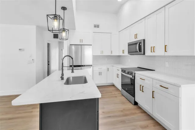 $4,000 | 1110 Woodcrest Avenue, Safety Harbor, FL 34695