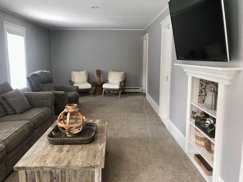 8 Hardy Street Danvers, MA 01923 - Photo 4 of 25