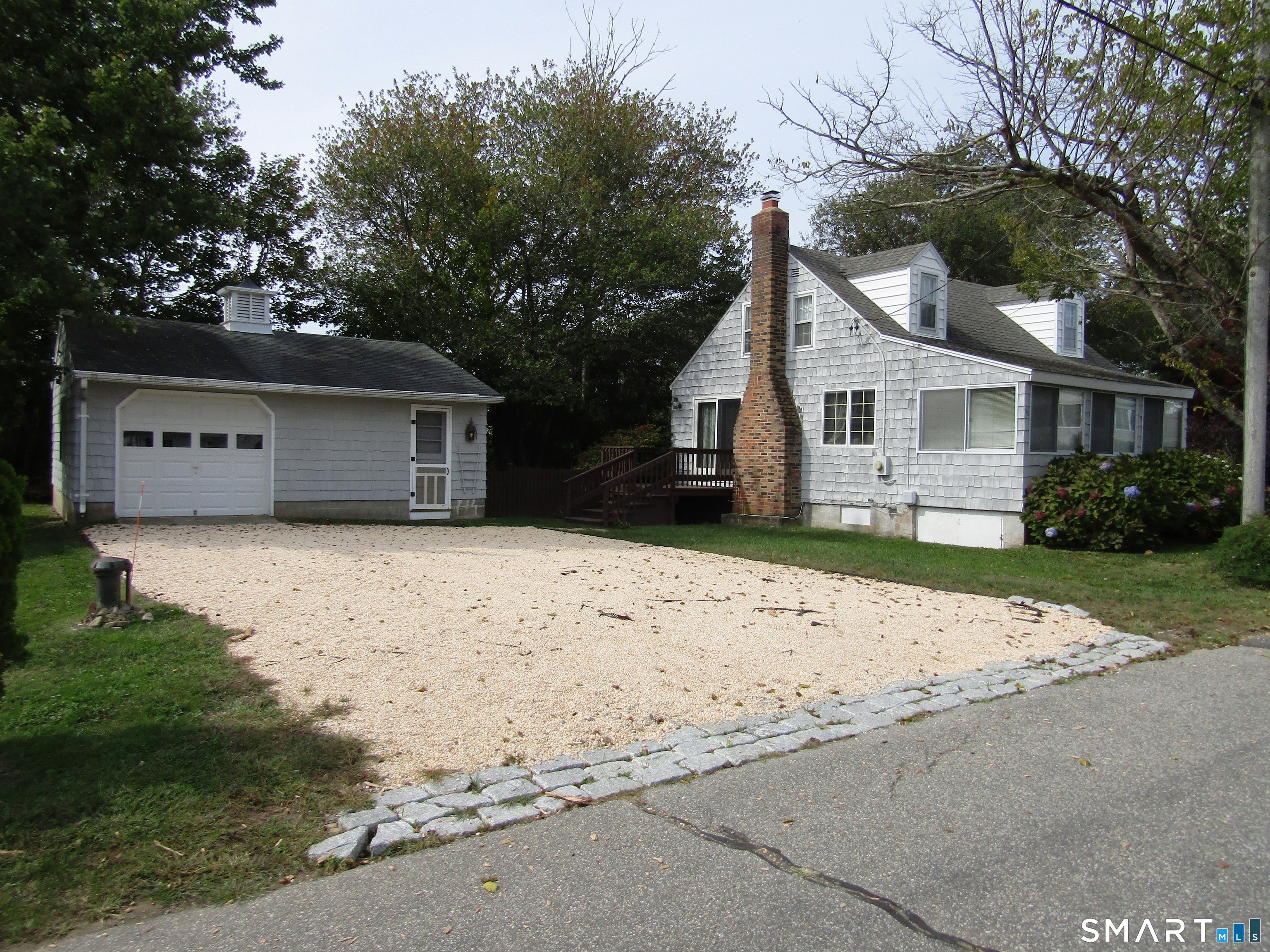 53 Sea Spray Road Old Lyme, CT 06371 - Photo 4 of 26 Gallery Image 4