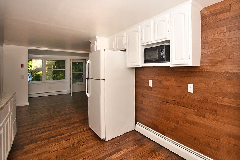 169 Second Point Road Warwick, RI 02889 - Photo 3 of 14 Gallery Image 3