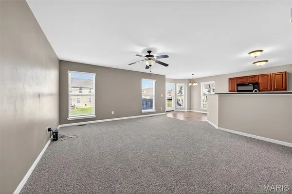 $275,000 | 542 Country Cir Drive, Lake St. Louis, MO 63367