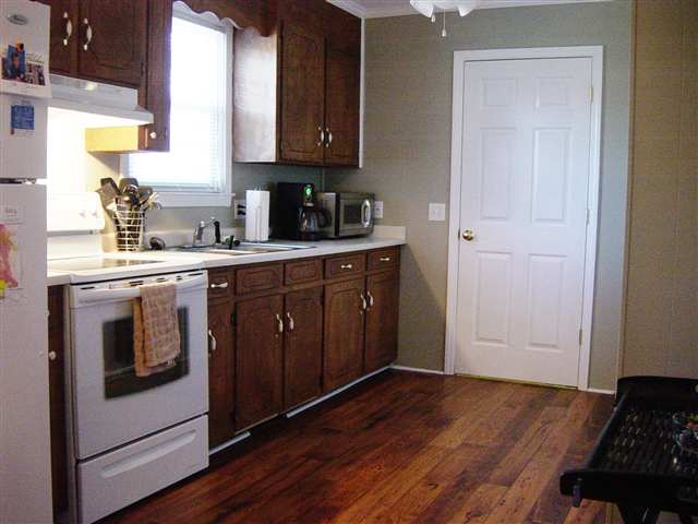 108 Putman Road Simpsonville, SC 29681 - Photo 3 of 19 Gallery Image 3