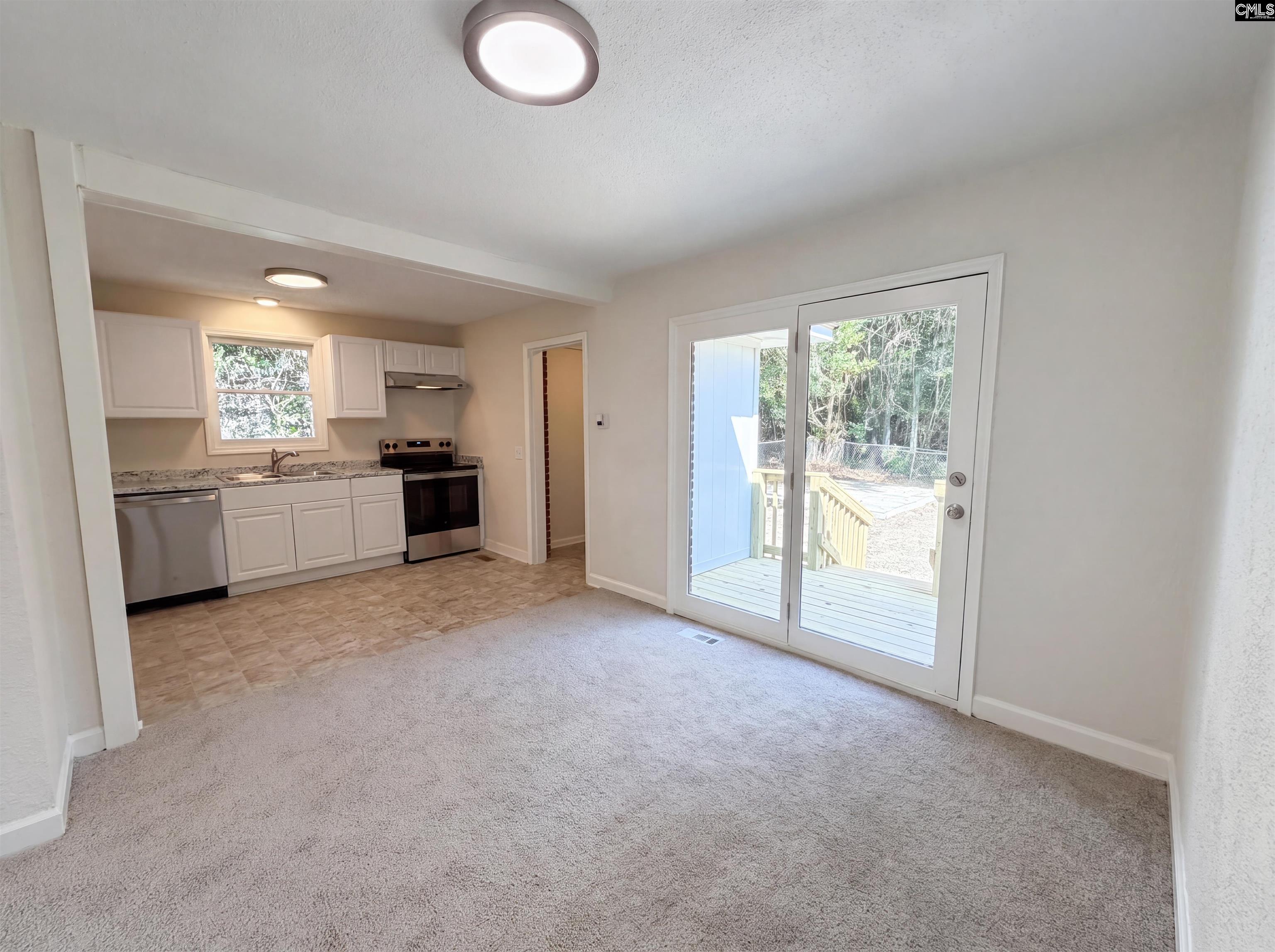 2112 Axson Street Cayce, SC 29033 - Photo 8 of 17
