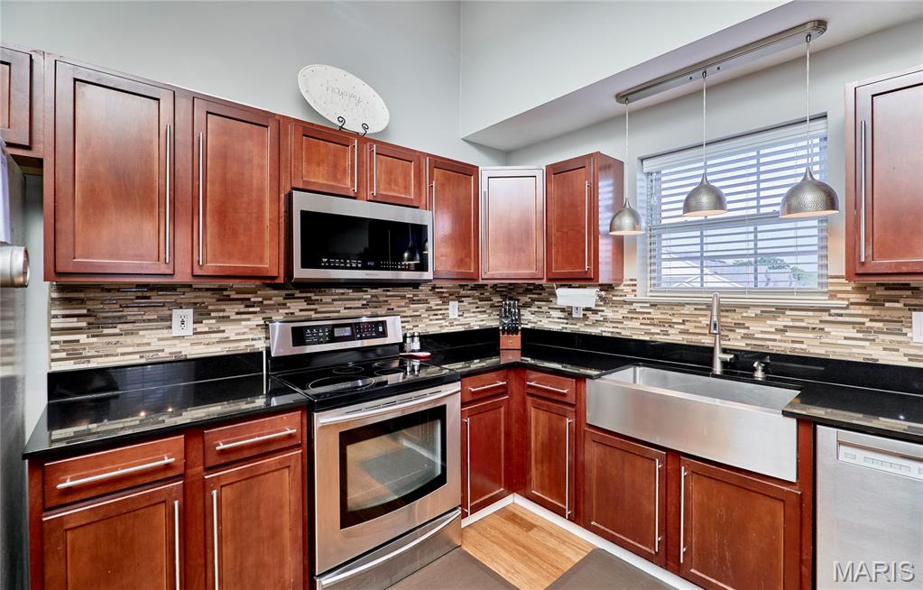 11087 Gravois Road, Unit 302 St. Louis, MO 63126 - Photo 14 of 31
