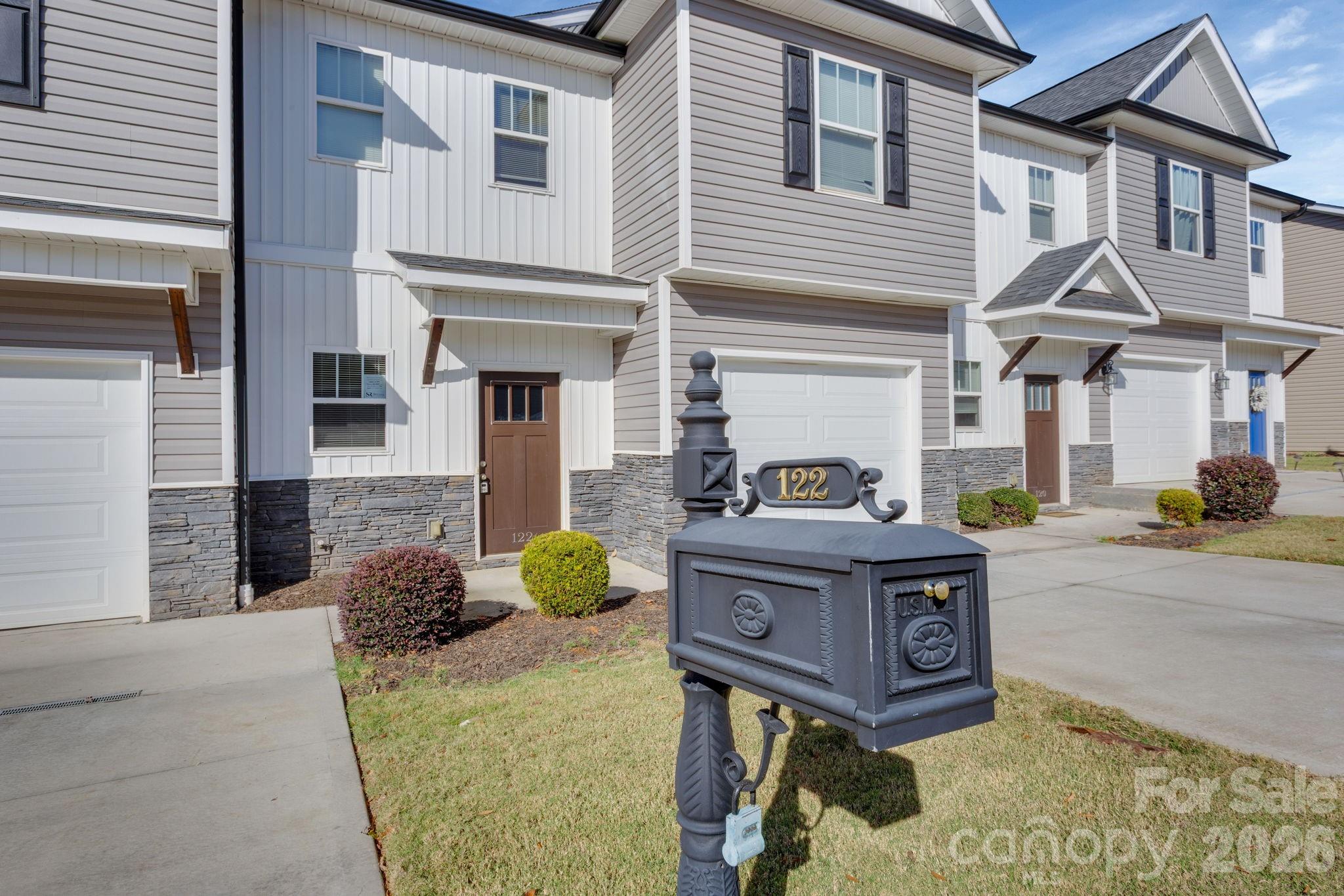 122 Ventura Street Anderson, SC 29621 - Photo 3 of 31