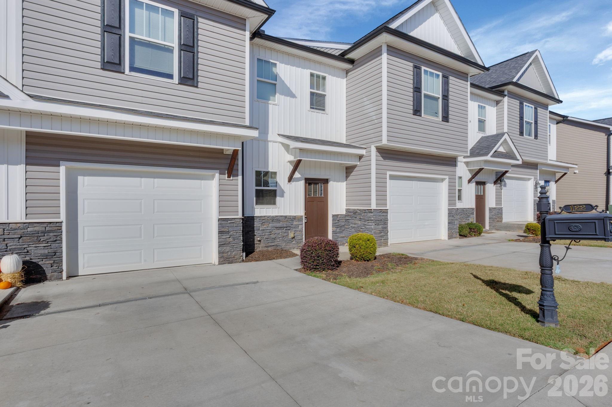 122 Ventura Street Anderson, SC 29621 - Photo 4 of 31