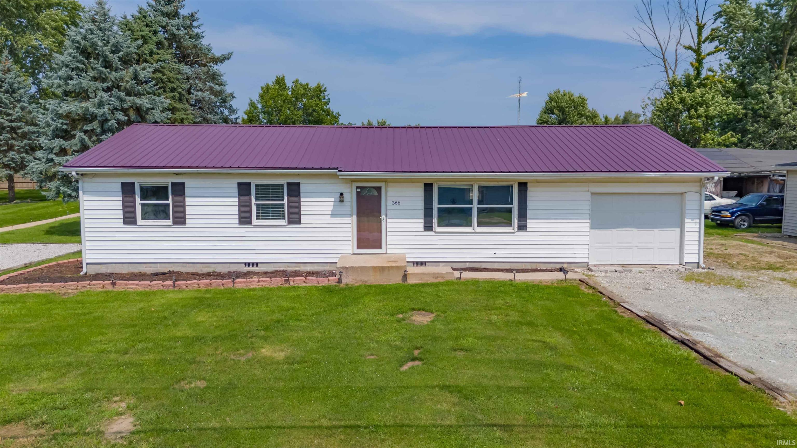 366 Sherman Street Wabash, IN 46992 - Photo 2 of 25