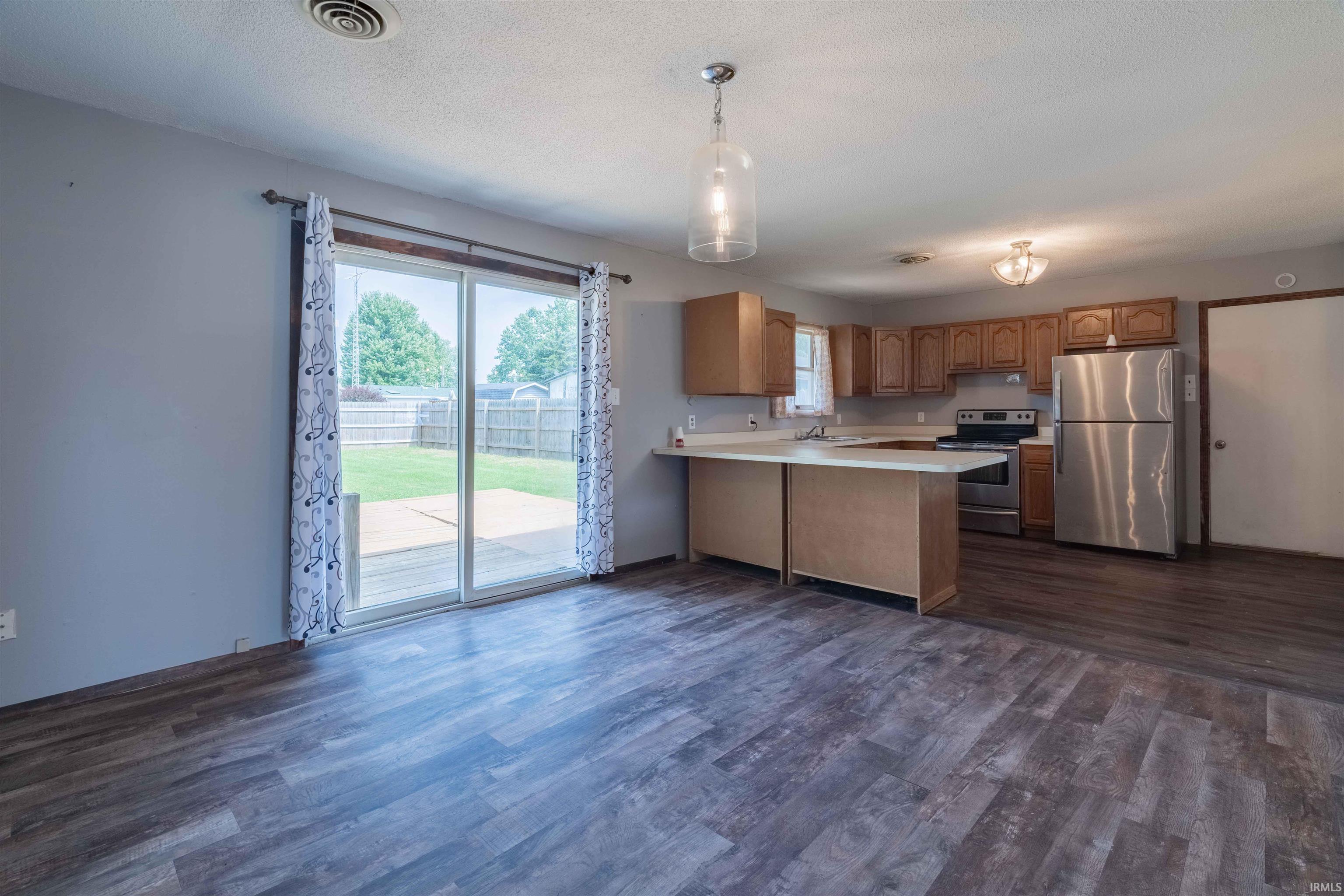 366 Sherman Street Wabash, IN 46992 - Photo 10 of 25