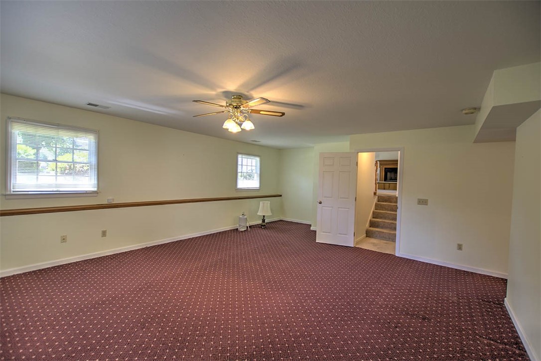2504 South Nantucket Drive Decatur, IL 62521 - Photo 19 of 26