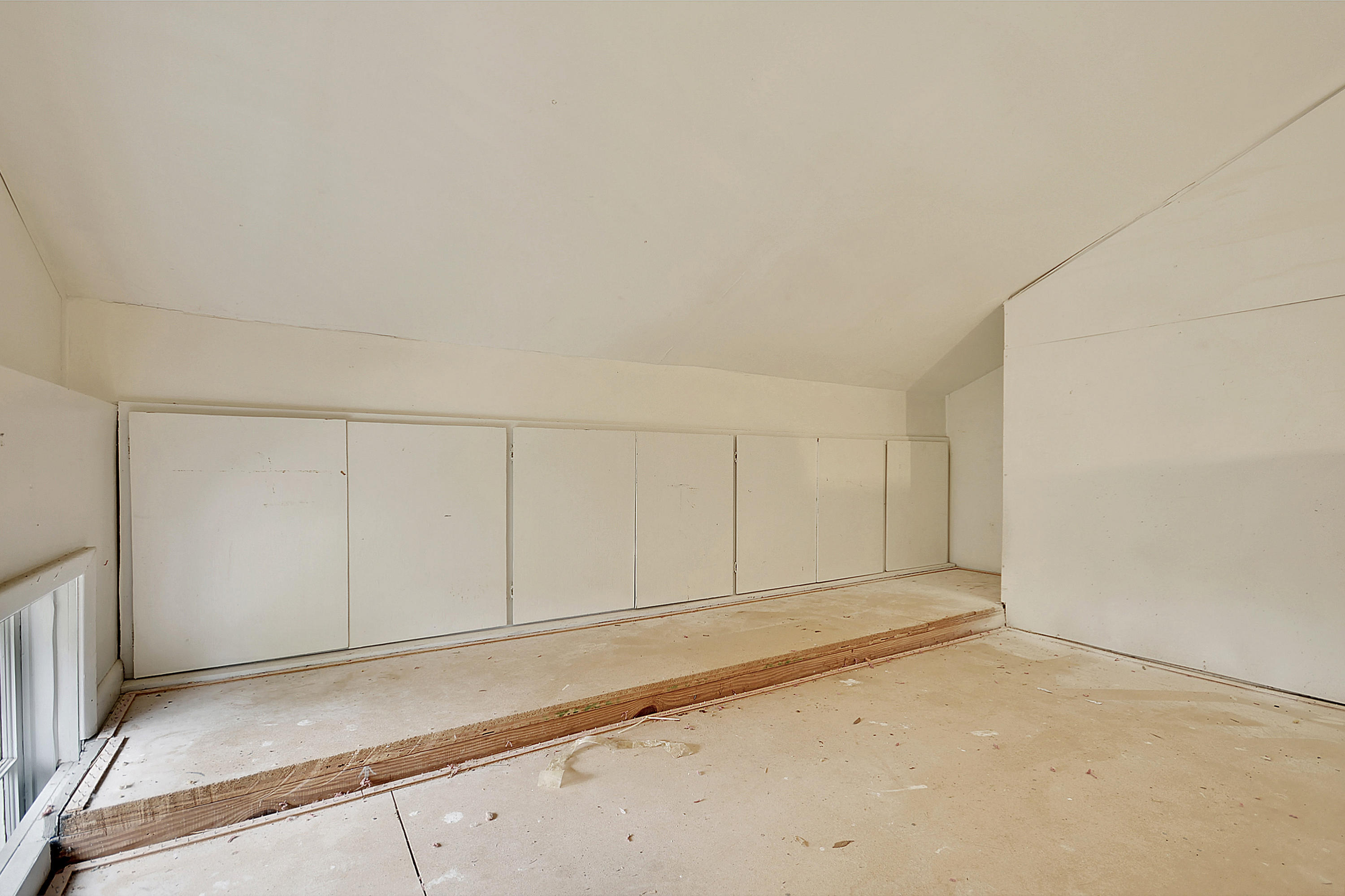1924 Westminster Road Charleston, SC 29407 - Photo 22 of 32 Bedroom # 3 with Storage up above