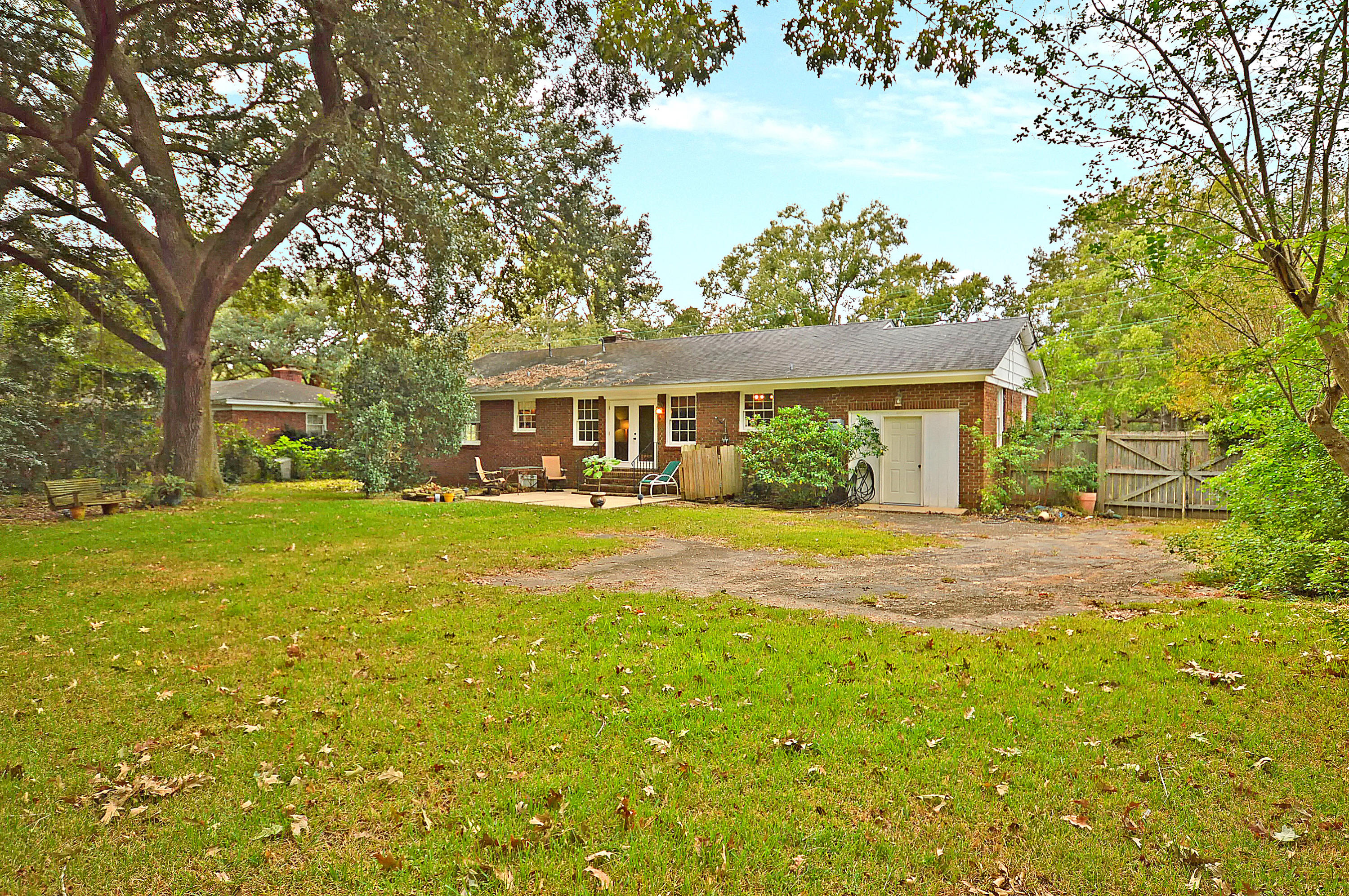 1924 Westminster Road Charleston, SC 29407 - Photo 26 of 32 Backyard 1