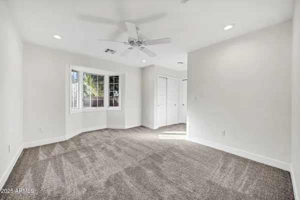 $1,050,000 | 641 West Linger Lane, Phoenix, AZ 85021