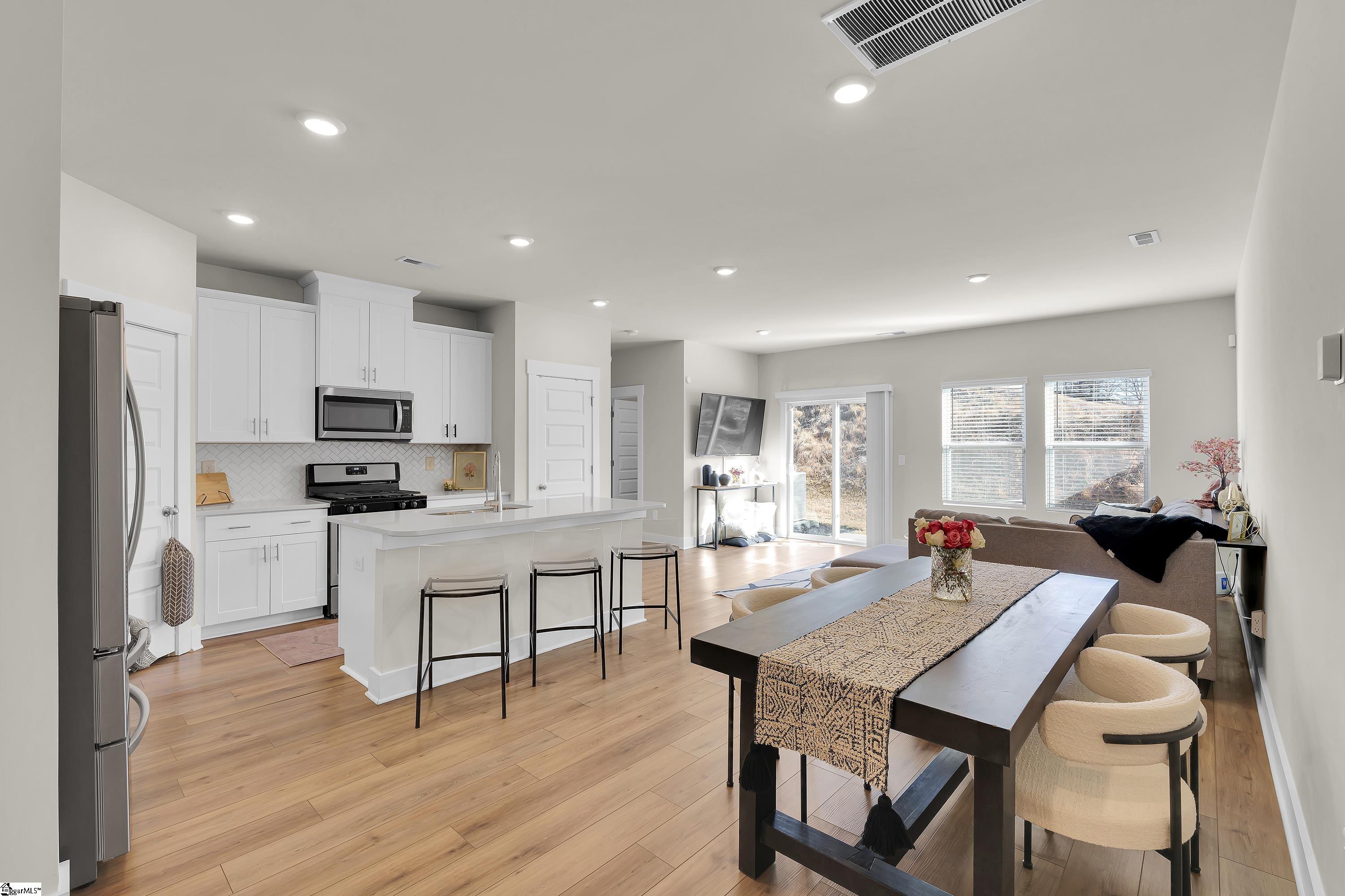 26 Centimeters Drive Mauldin, SC 29662 - Photo 3 of 23