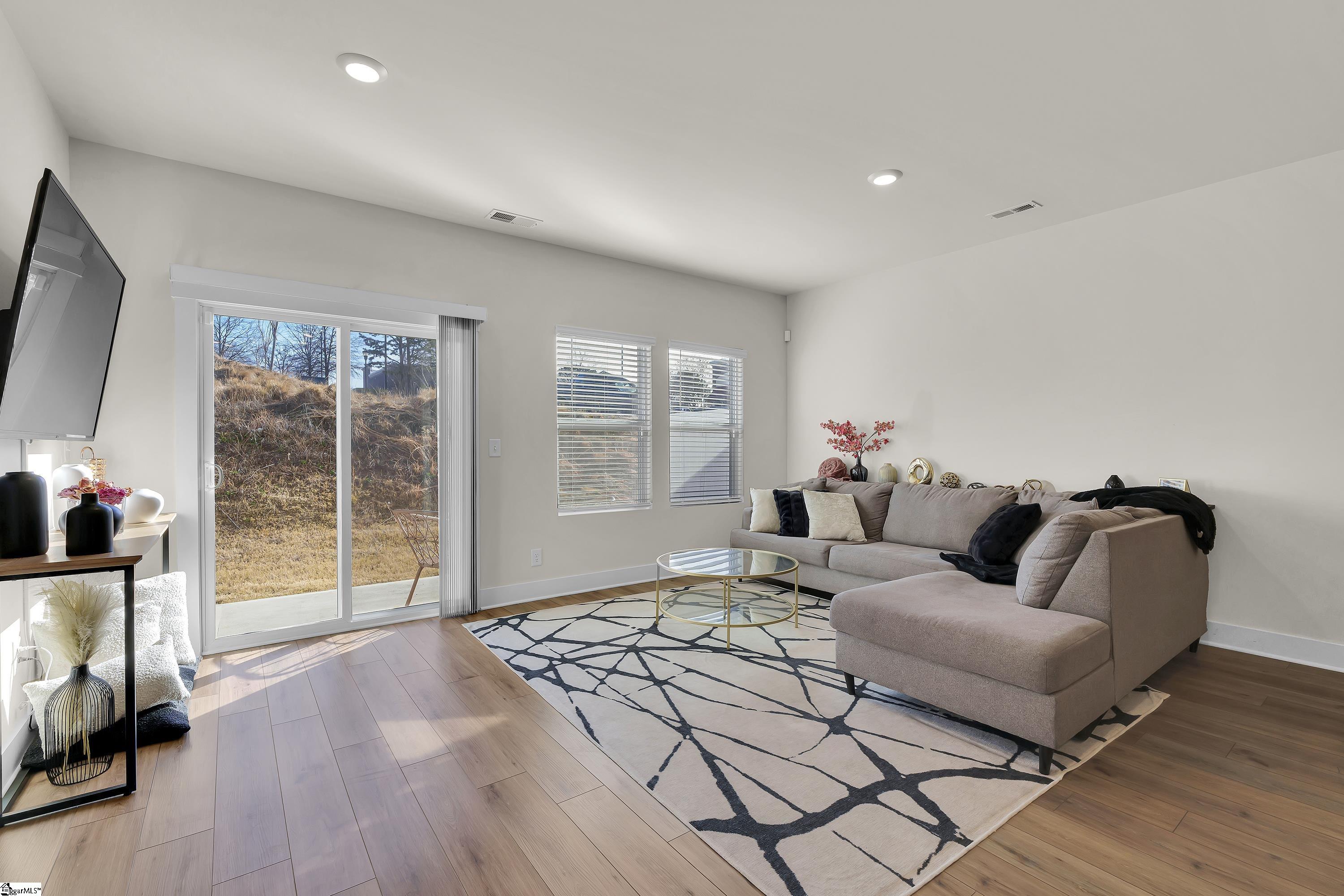 26 Centimeters Drive Mauldin, SC 29662 - Photo 8 of 23