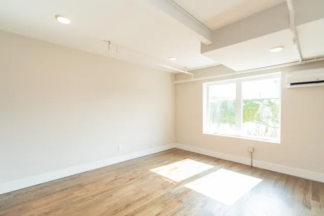 $2,100 | 614 East Main Street, Unit 207, Chattanooga, TN 37408