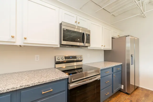 $2,100 | 614 East Main Street, Unit 207, Chattanooga, TN 37408