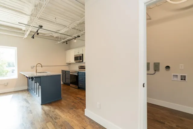 $2,100 | 614 East Main Street, Unit 207, Chattanooga, TN 37408