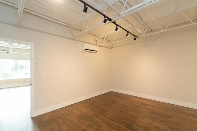 $2,100 | 614 East Main Street, Unit 207, Chattanooga, TN 37408