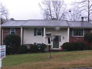 2814 St Lawrence Road Chattanooga, TN 37421 - Photo 1 of 2 Primary Photo