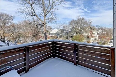 $395,000 | 836 East 27th Street, Kansas City, MO 64108