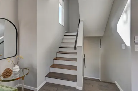 $395,000 | 836 East 27th Street, Kansas City, MO 64108