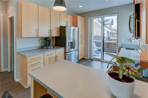 $395,000 | 836 East 27th Street, Kansas City, MO 64108