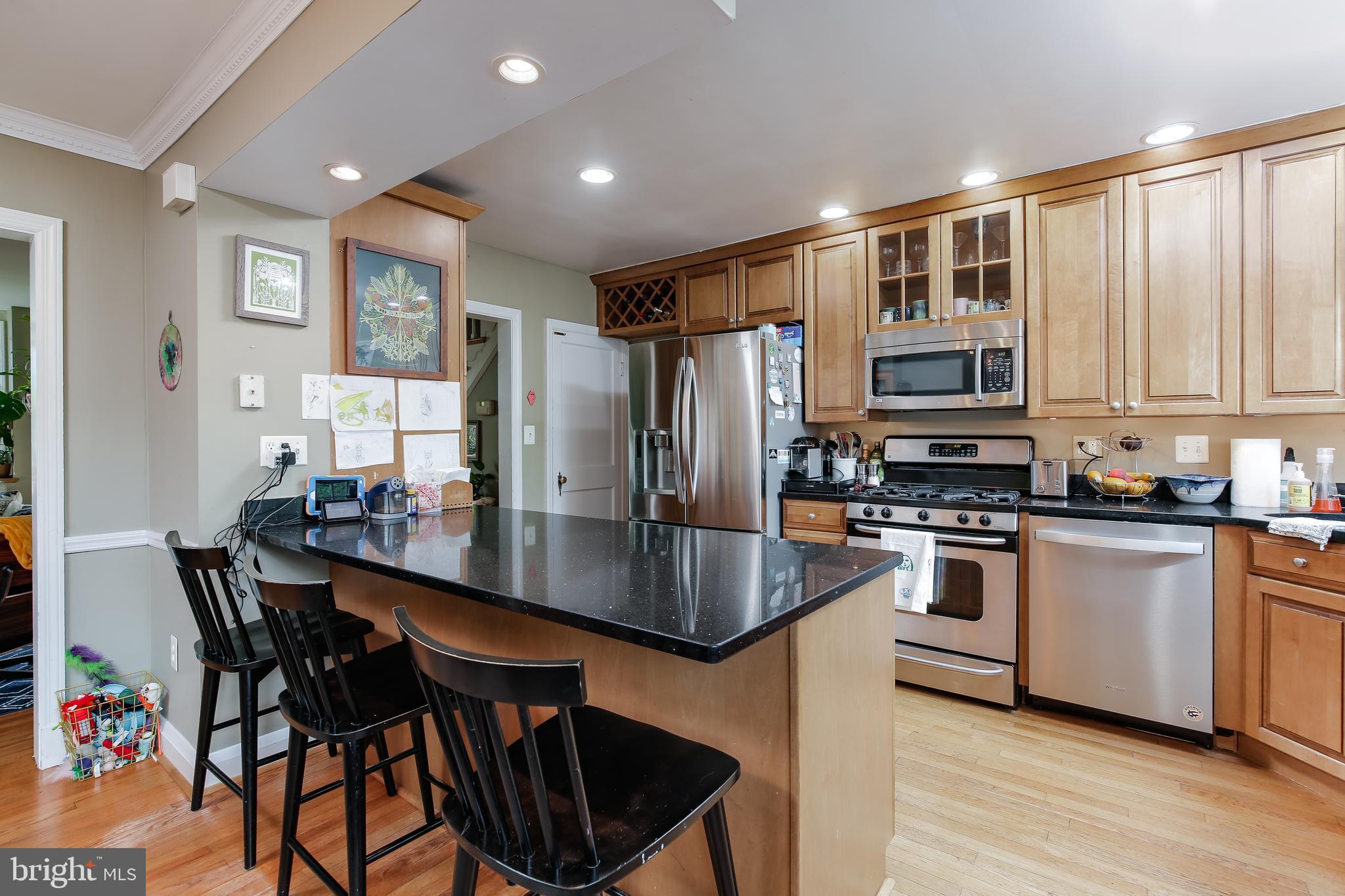 219 Blenheim Road Baltimore, MD 21212 - Photo 3 of 21 Gallery Image 3