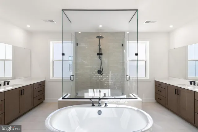 $8,700 | 853 North Manchester Street, Arlington, VA 22205