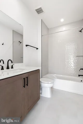 $8,700 | 853 North Manchester Street, Arlington, VA 22205