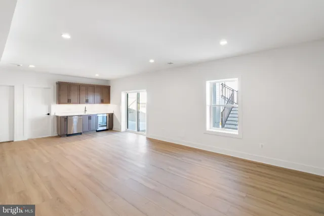 $8,700 | 853 North Manchester Street, Arlington, VA 22205